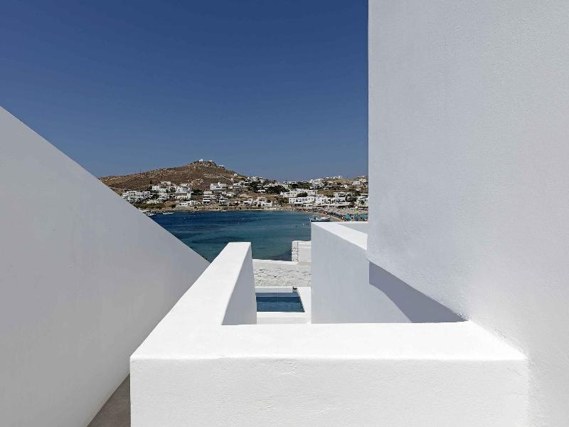 Cubic Mykonos Seafront Design Suites