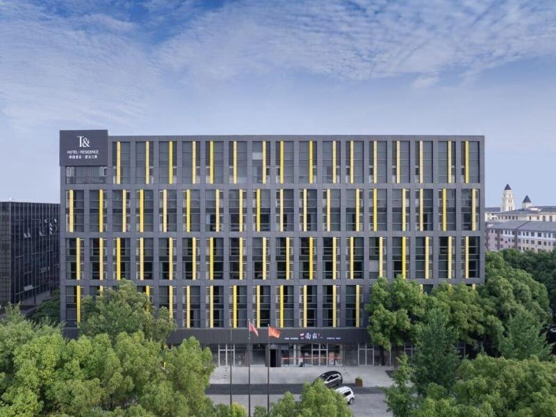 Shanghai T Plus Hotel Residence image