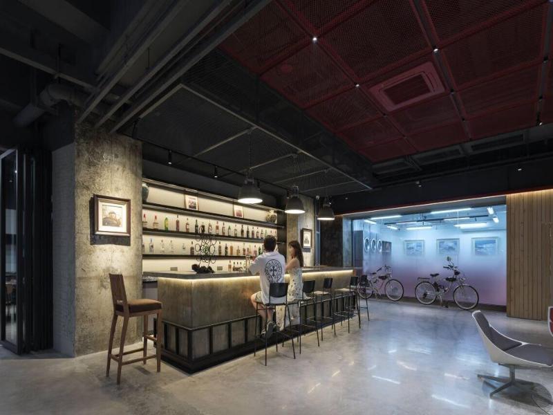 Shanghai T Plus Hotel Residence image