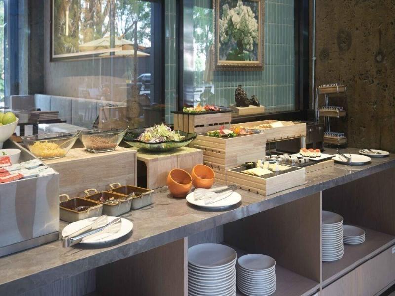 Shanghai T Plus Hotel Residence image