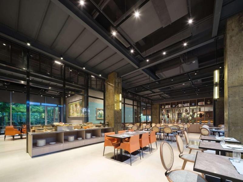 Shanghai T Plus Hotel Residence image