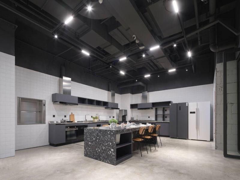 Shanghai T Plus Hotel Residence image