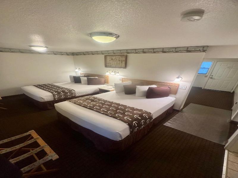 Ocean Breeze Motel image