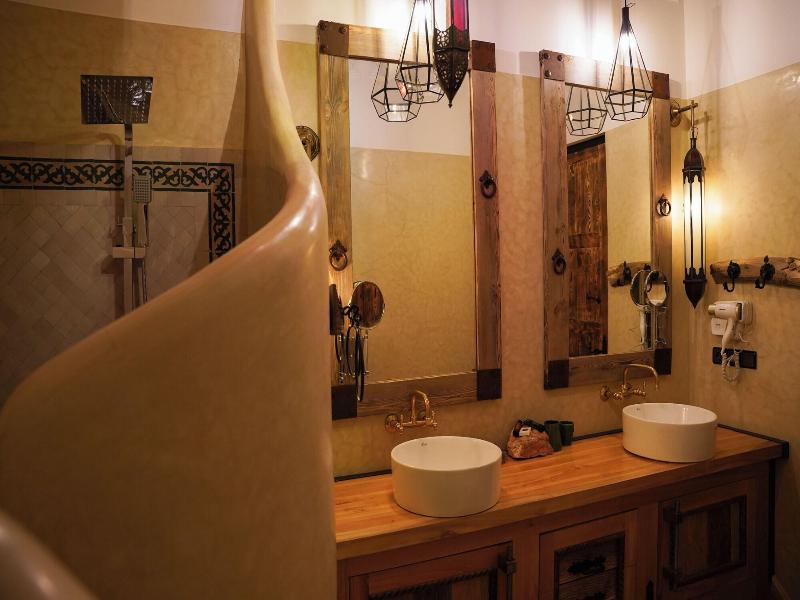 Eden Boutique Hotel image