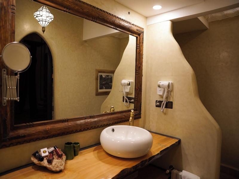 Eden Boutique Hotel image
