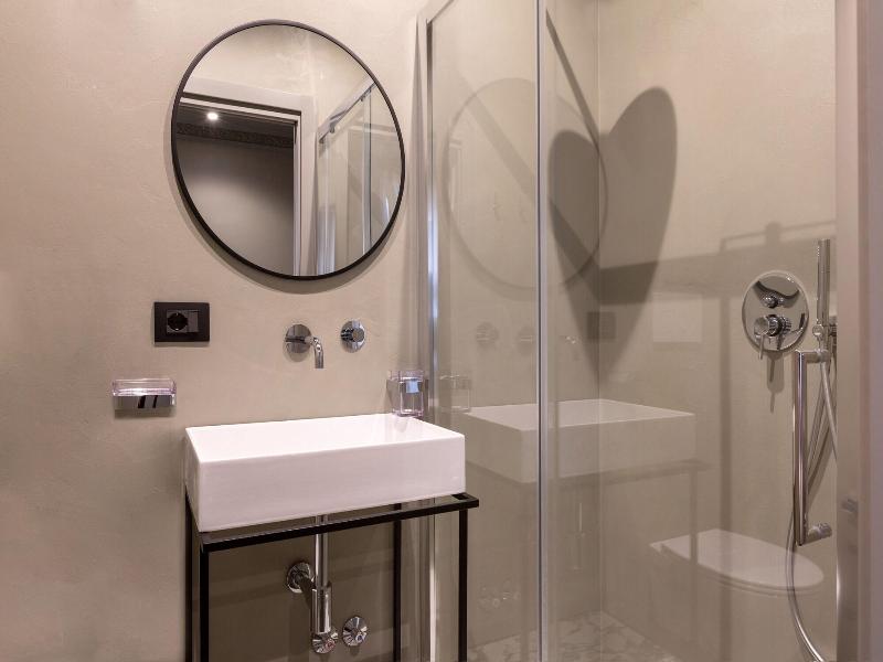 The Couper Colonna image
