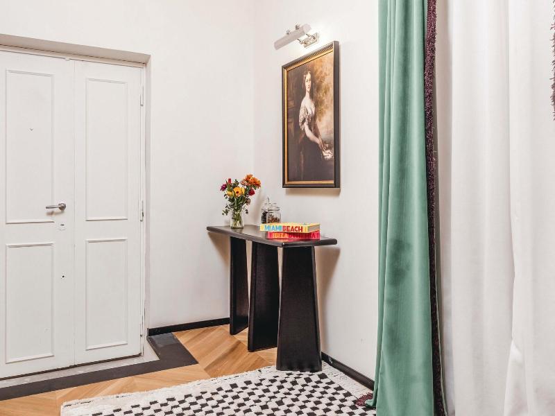 The Couper Colonna image
