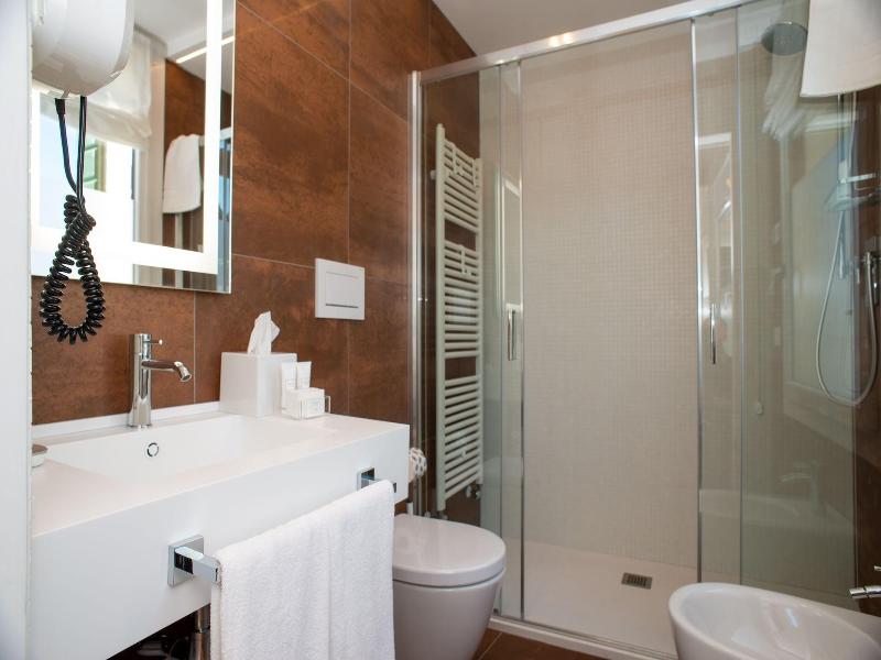 Padova Suites C20 image
