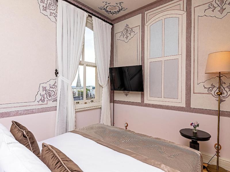 Meroddi Barnathan Hotel image
