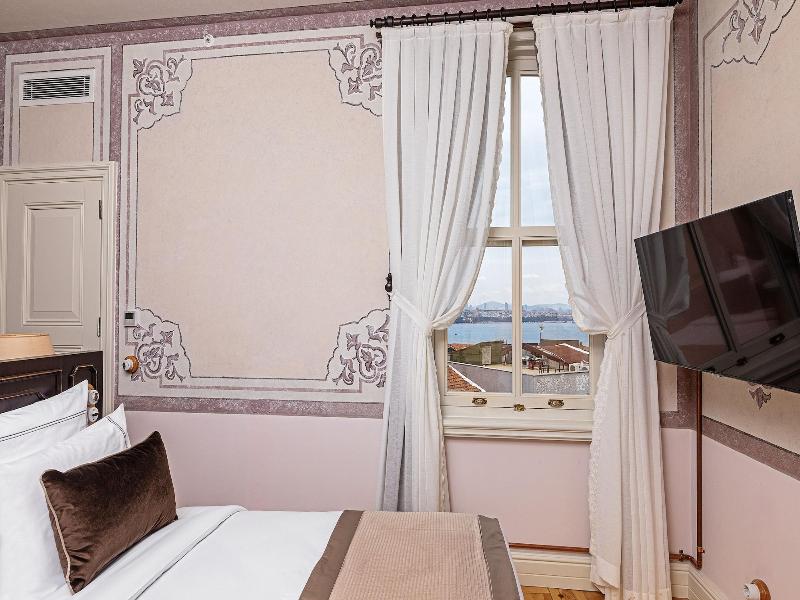 Meroddi Barnathan Hotel image