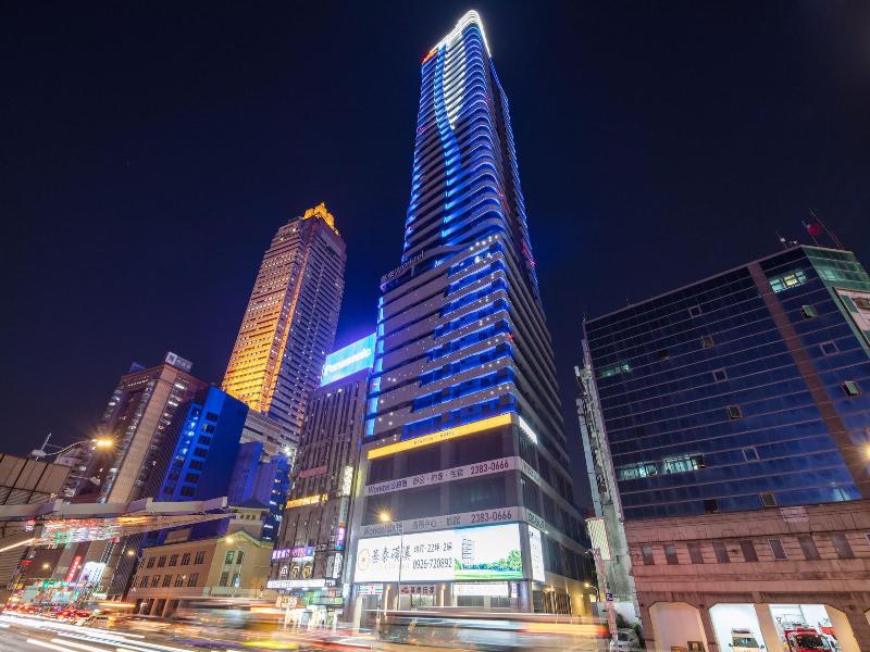 Roaders Plus Hotel Taipei Station image