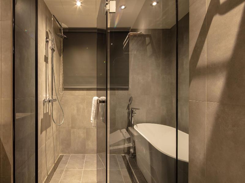 Roaders Plus Hotel Taipei Station image