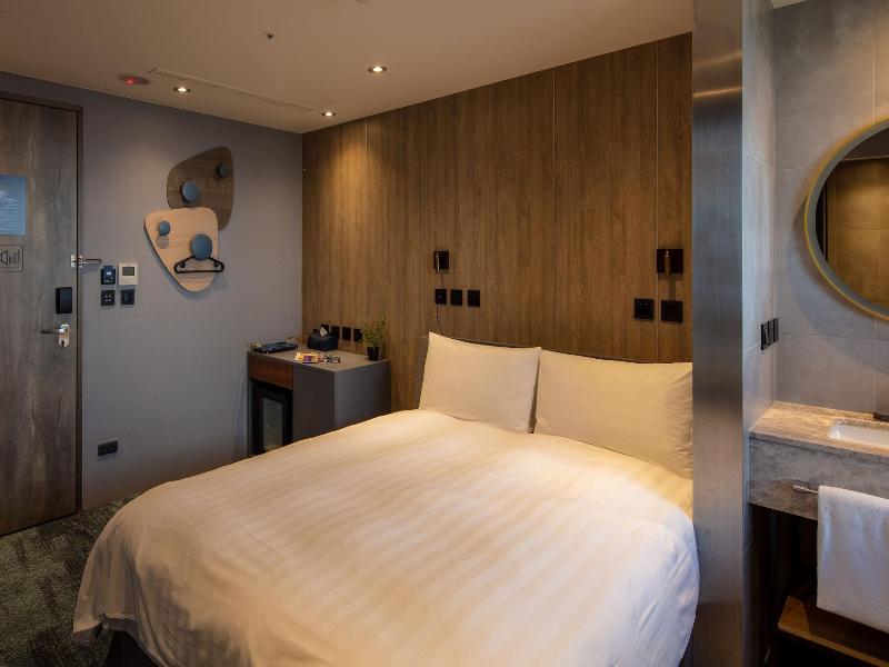 Roaders Plus Hotel Taipei Station image