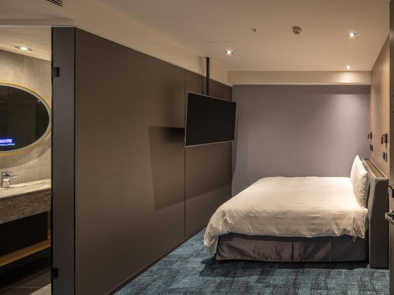 Roaders Plus Hotel Taipei Station image