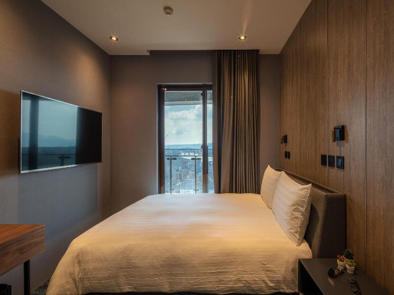 Roaders Plus Hotel Taipei Station image