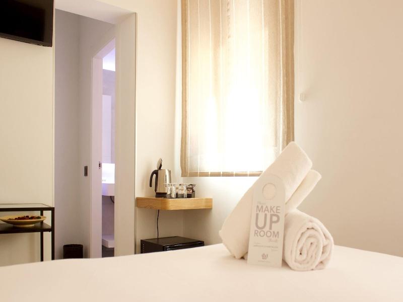Woohoo Rooms Boutique Sol image
