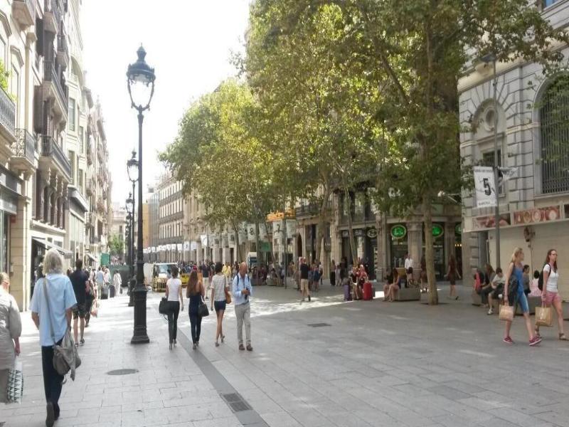 Fontanella By Bcn Urban Rooms image