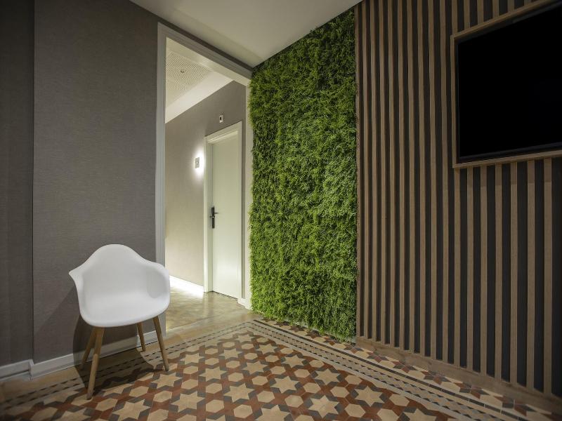 Fontanella By Bcn Urban Rooms image