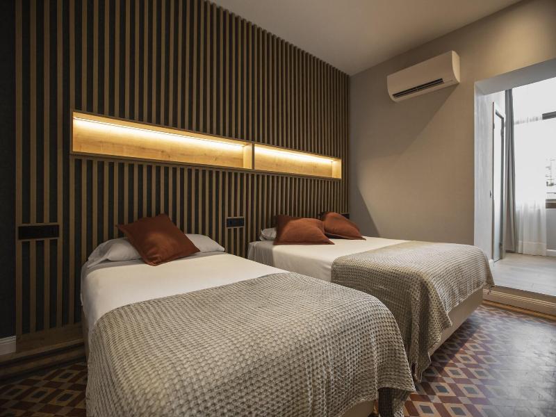 Fontanella By Bcn Urban Rooms image