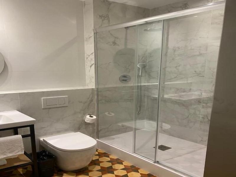 Fontanella By Bcn Urban Rooms image