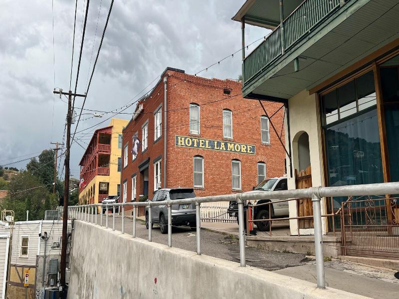 Hotel La More At The Bisbee Inn — general view