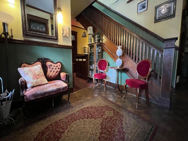 Hotel La More At The Bisbee Inn image