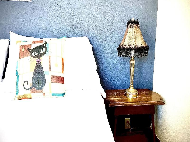 Hotel La More At The Bisbee Inn image