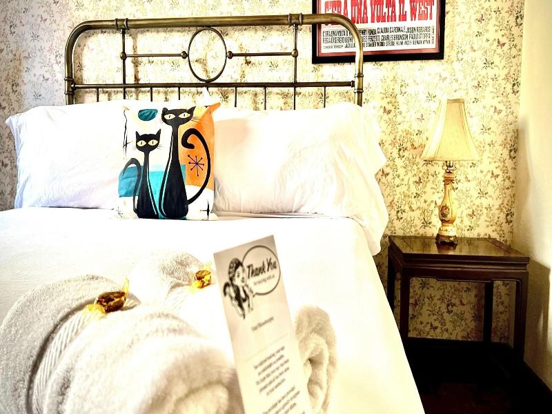 Hotel La More At The Bisbee Inn image