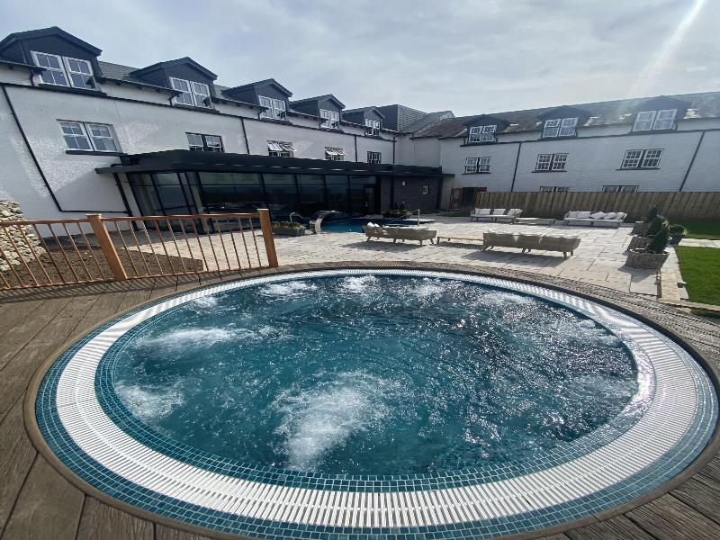 The Swan Hotel And Spa image