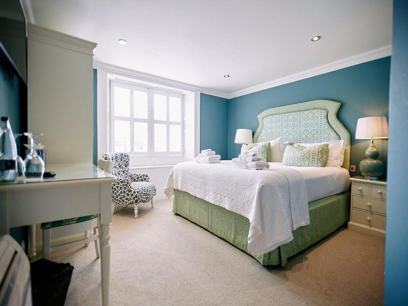 The Swan Hotel And Spa image