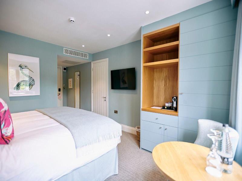 The Swan Hotel And Spa image