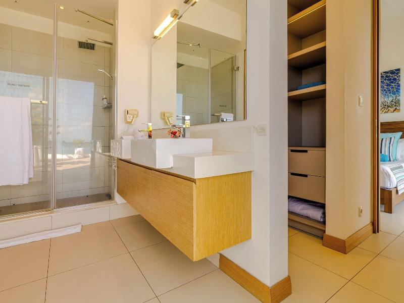Cap Ouest By Horizon Holidays image