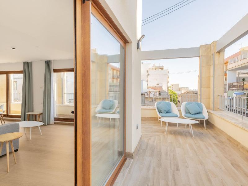 Odyssey Rooms image