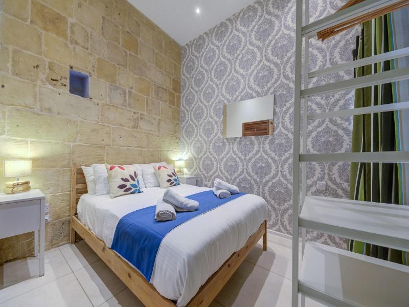 Tritoni Harbour Suites image