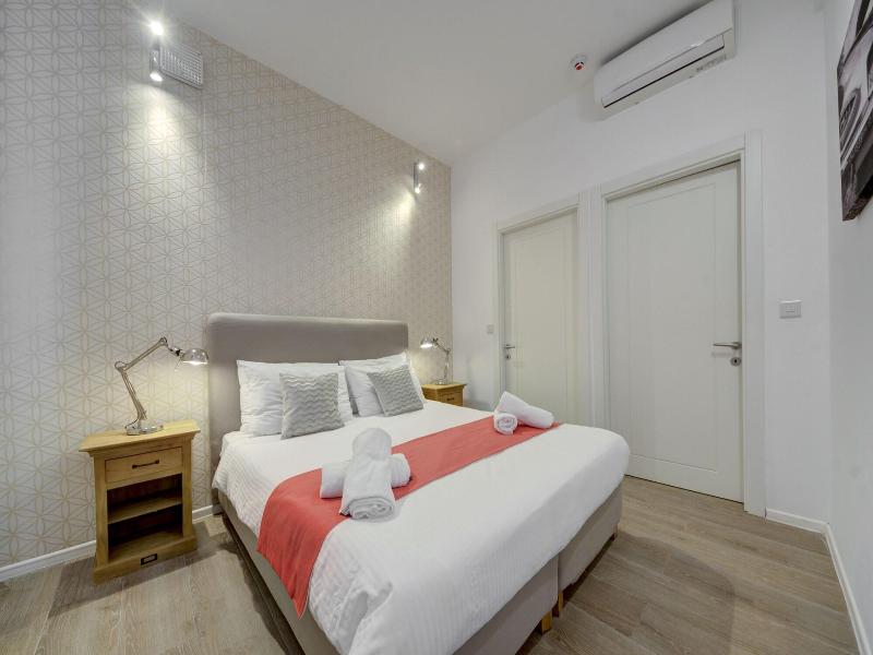 Tritoni Harbour Suites image