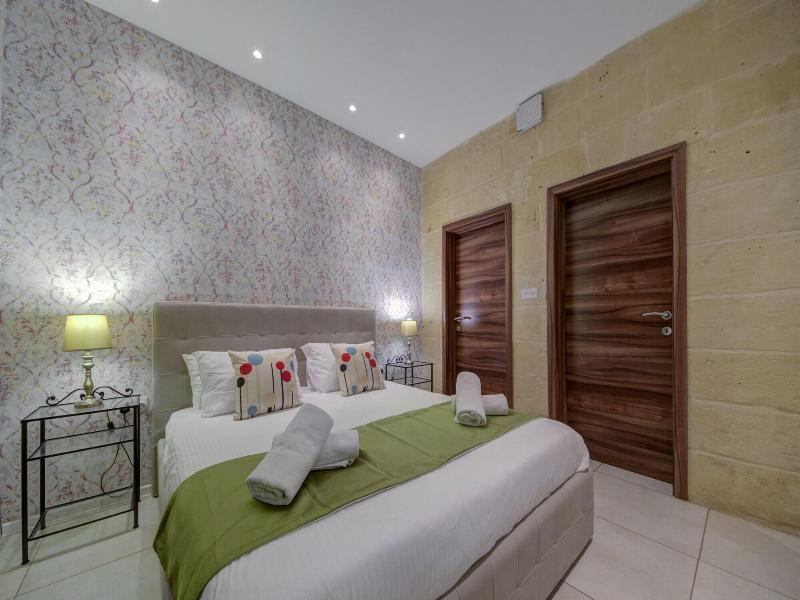 Tritoni Harbour Suites image
