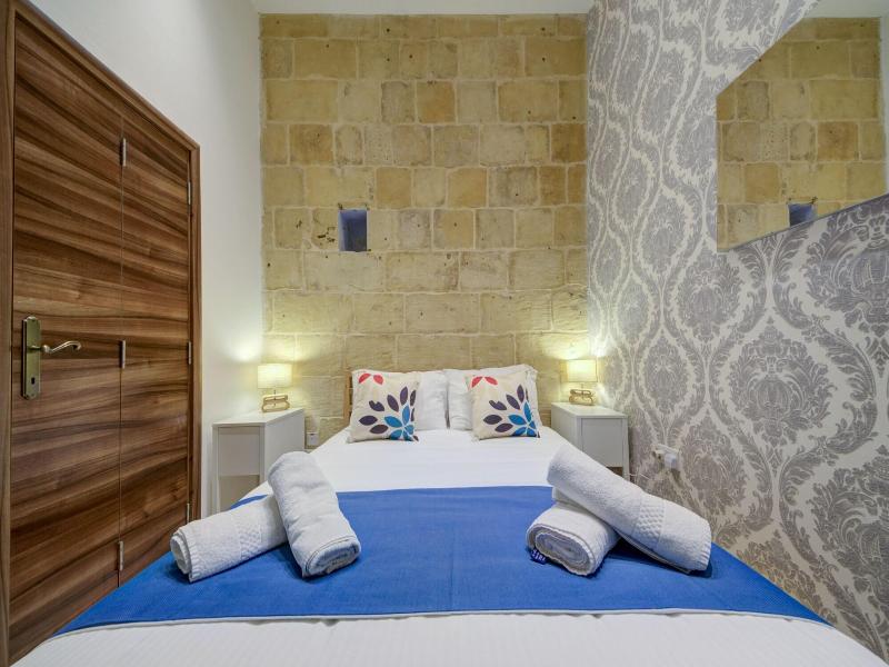 Tritoni Harbour Suites image