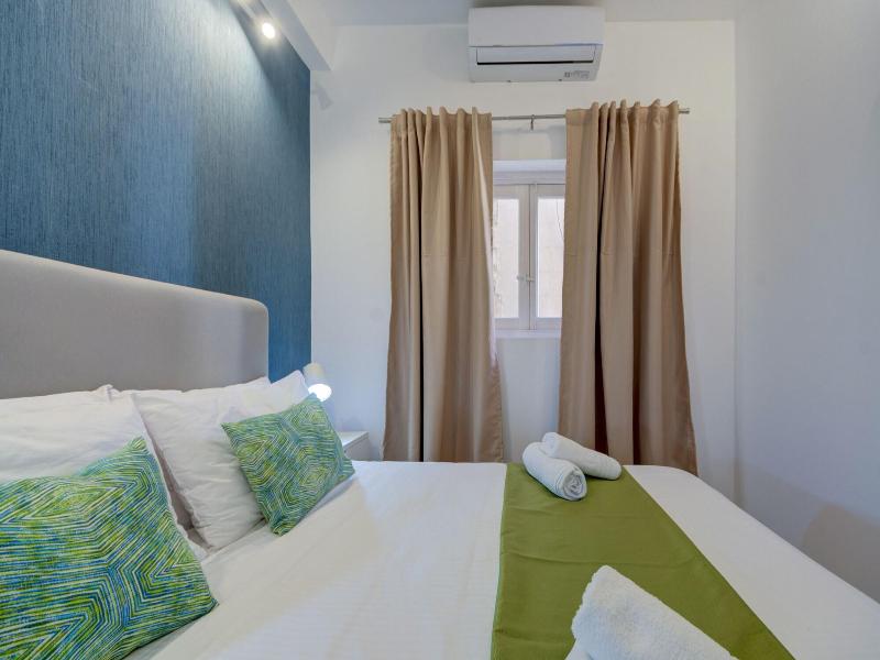 Tritoni Harbour Suites image