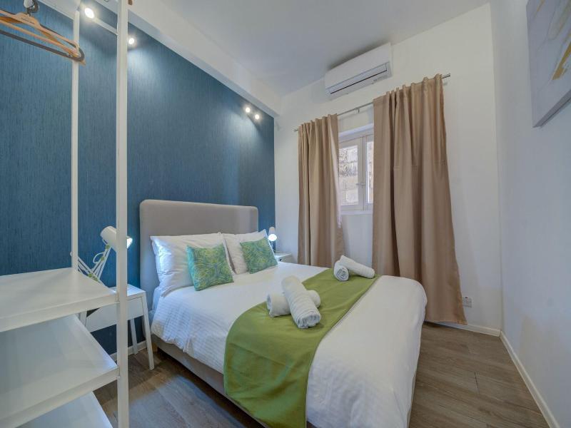 Tritoni Harbour Suites image