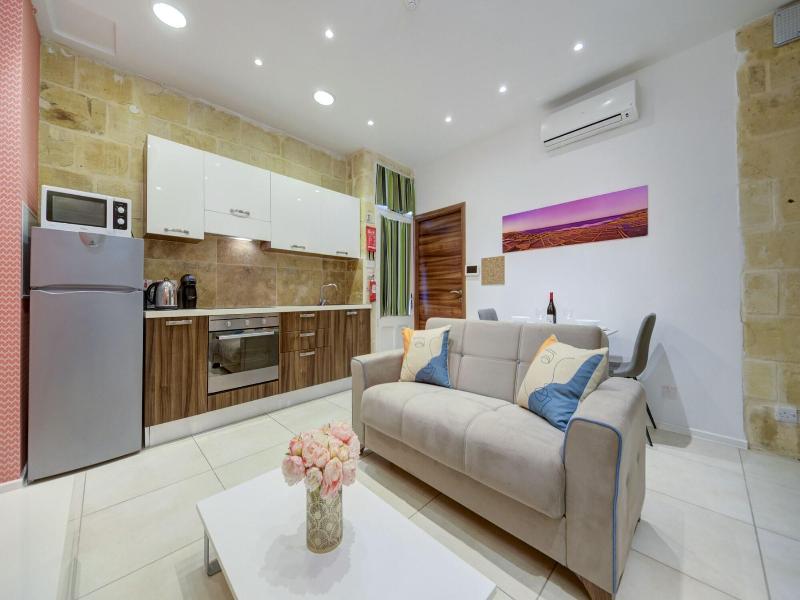 Tritoni Harbour Suites image