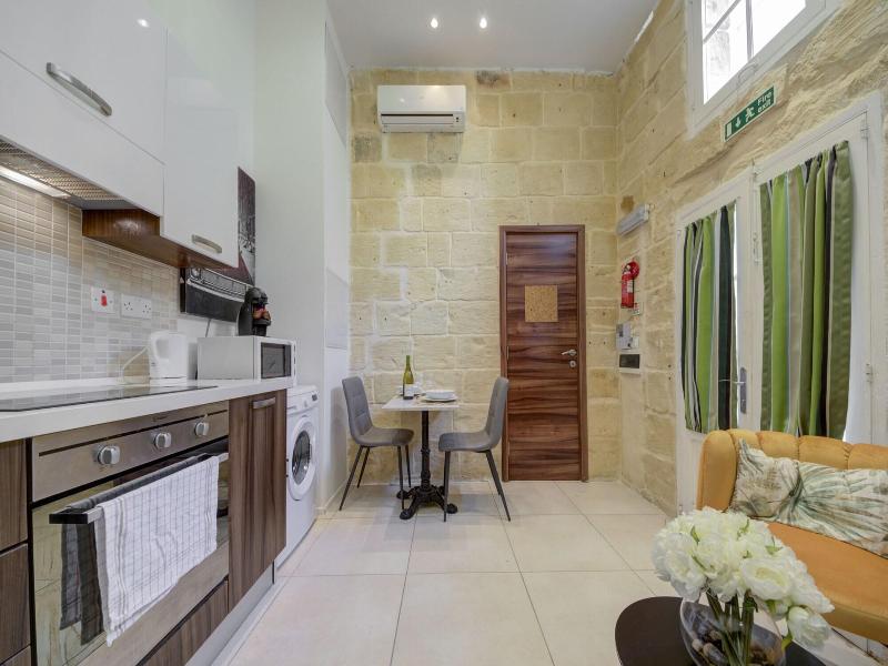 Tritoni Harbour Suites image