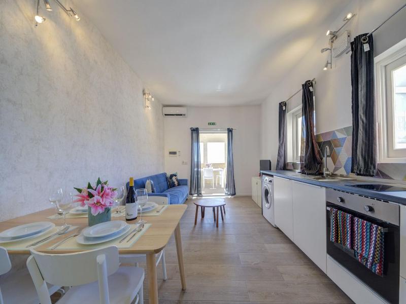 Tritoni Harbour Suites image