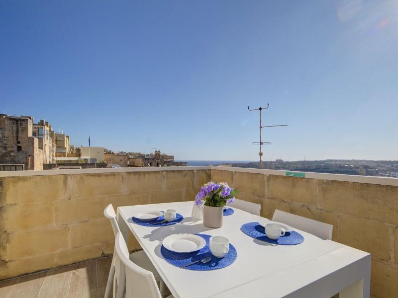 Tritoni Harbour Suites image