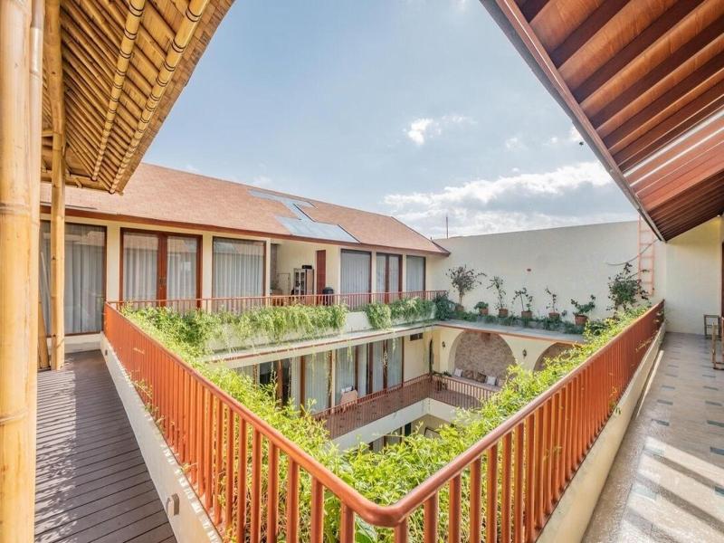 Ellisani Bali image