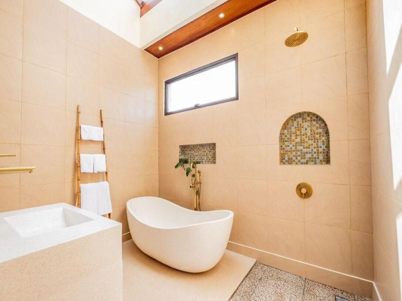 Ellisani Bali image