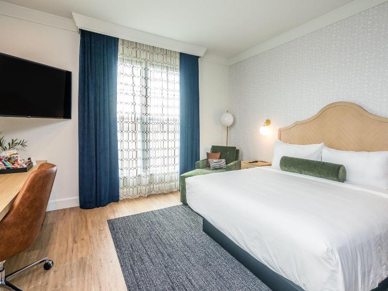 Hotel Versailles 4