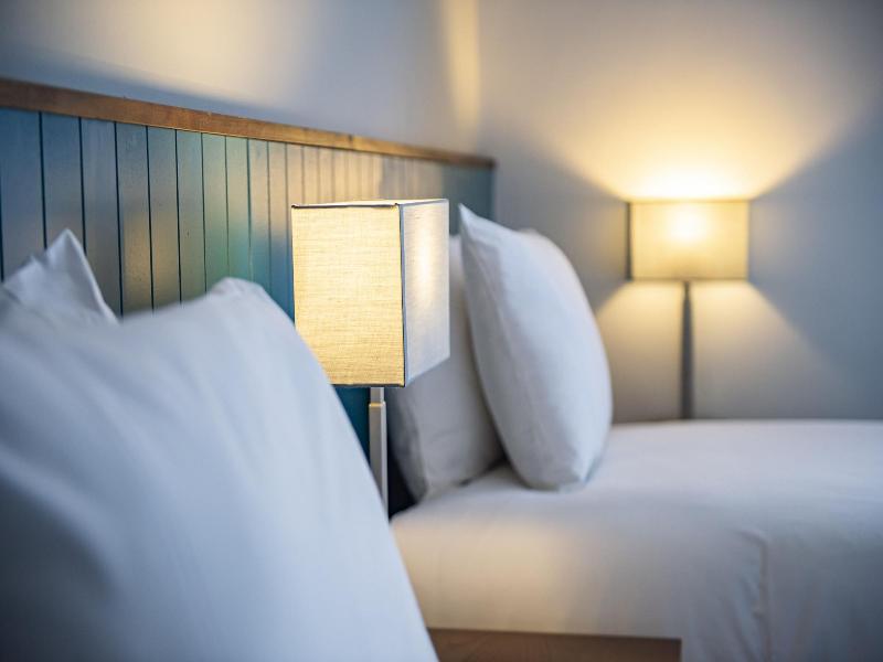 The Highfield Hotel By Greene King Inns image