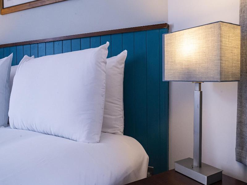 The Highfield Hotel By Greene King Inns image