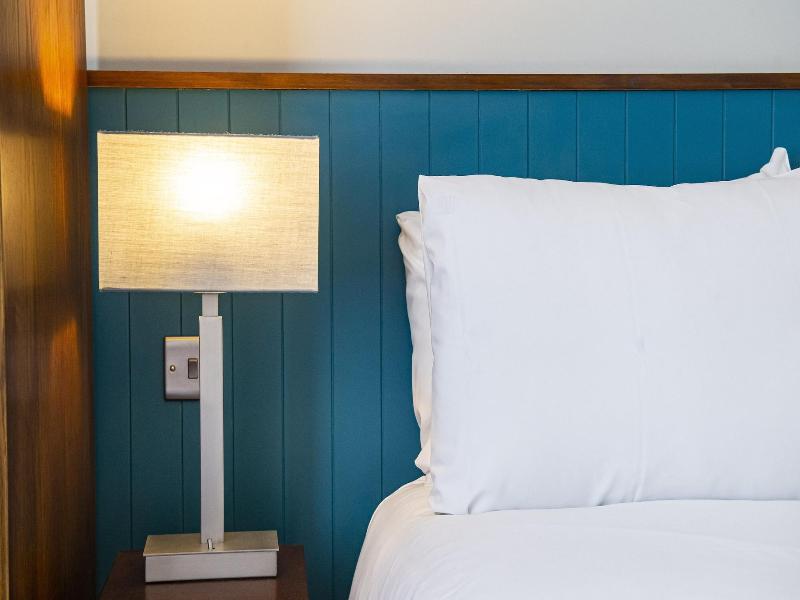 The Highfield Hotel By Greene King Inns image