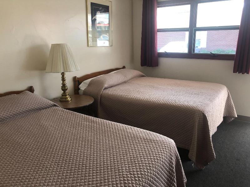 Dav Ed Motel image